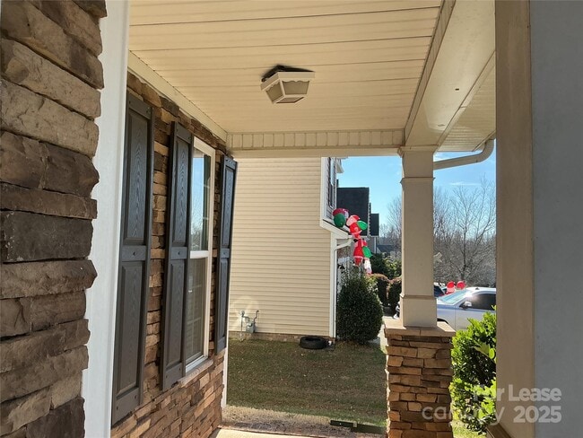 Foto del edificio - 5830 Langwell Ln