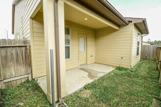 Building Photo - 12434 Gemma Ln
