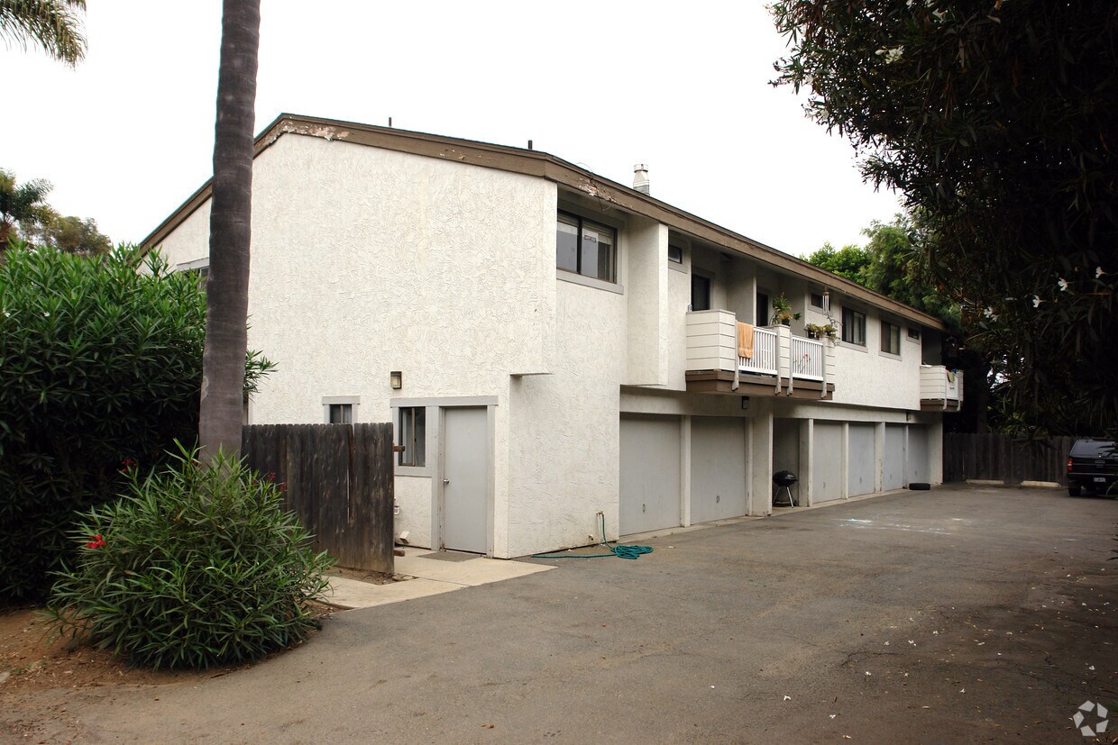 1903 N Vulcan Ave, Encinitas, CA 92024 Apartments in Encinitas, CA