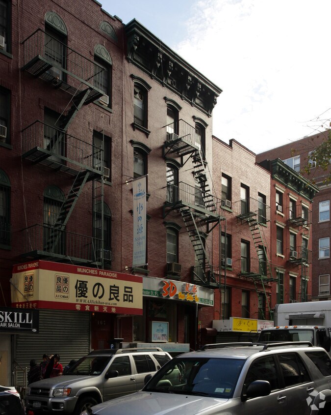 Building Photo - 165 Hester St