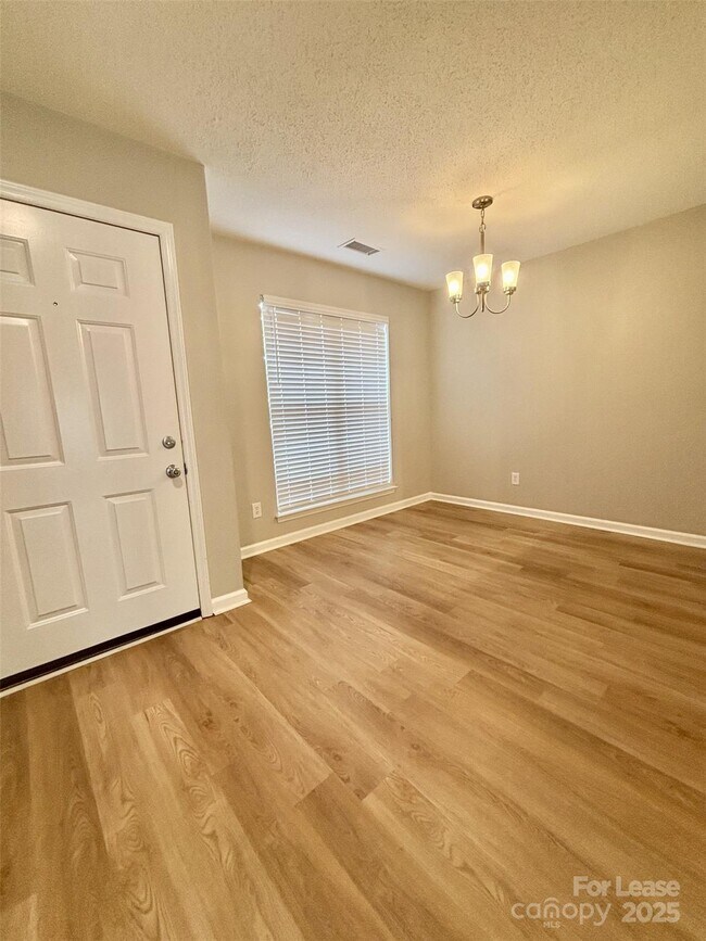 Foto del edificio - 17557 Tuscany Ln