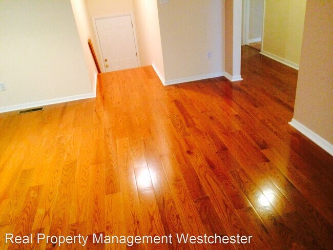 Building Photo - 1 br, 2 bath House - 1 Mountain Terrace