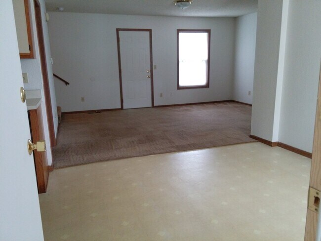 Foto del edificio - 3434 E Covington St
