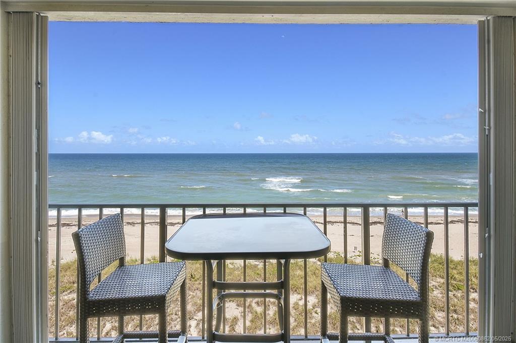 Primary Photo - 10310 S Ocean Dr