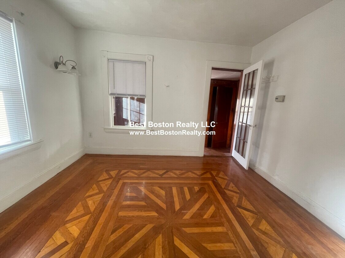 101 Mills St Unit B, Malden, MA 02148 Condo for Rent in Malden, MA