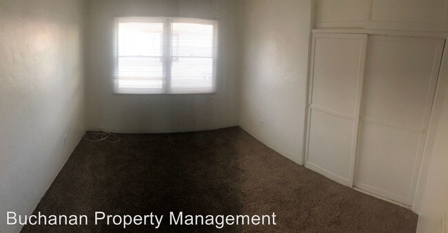 Building Photo - 4826-4832 Del Mar Ave