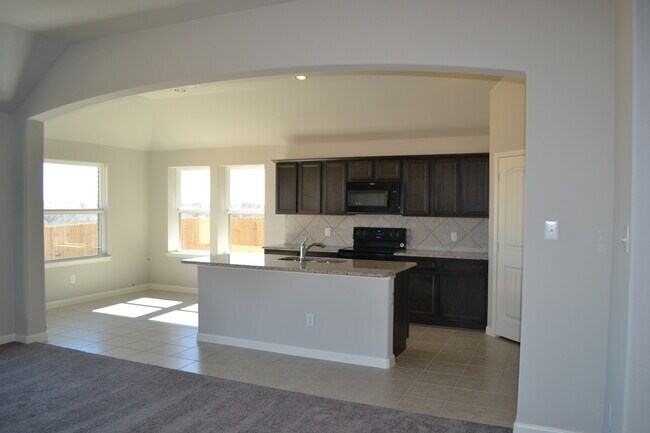 Building Photo - Gorgeous 4-bedroom home!
