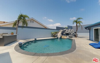 Building Photo - 4272 Don Jose Dr