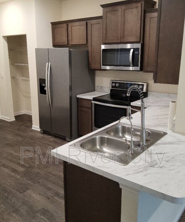 Foto del edificio - 855 Capitol Pkwy