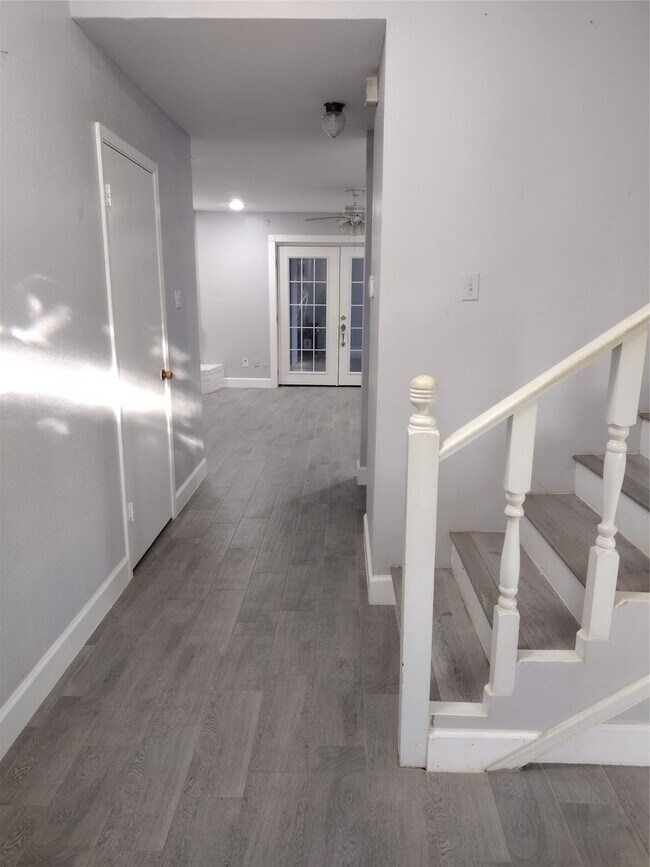 Building Photo - 7514 Wovenwood Ln