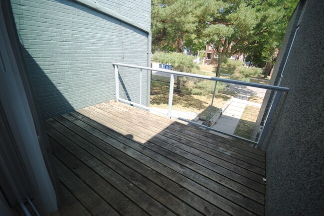 Building Photo - Fritz Lofts