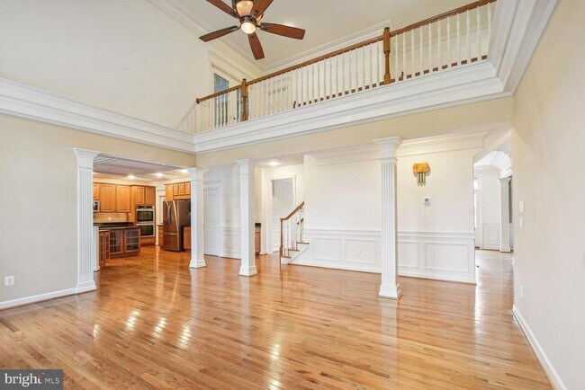 Foto del edificio - 43286 Canal Creek Pl