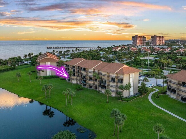 Building Photo - 601 S Seas Dr