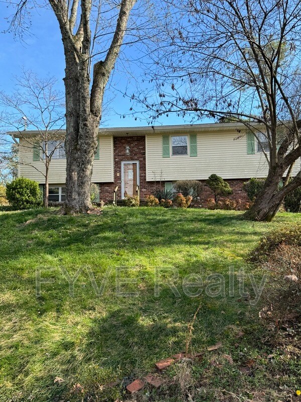 10713 Plum Creek Dr, Knoxville, TN 37922 House Rental in Knoxville