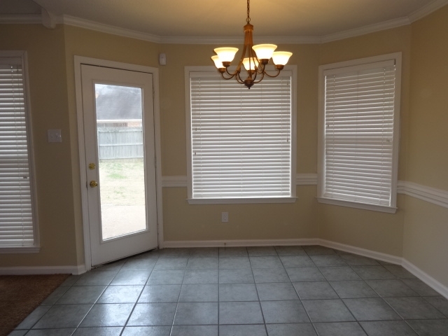 Building Photo - 1516 Far Drive