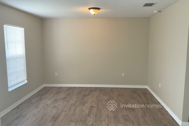 Building Photo - 5020 Spanish Oaks Blvd
