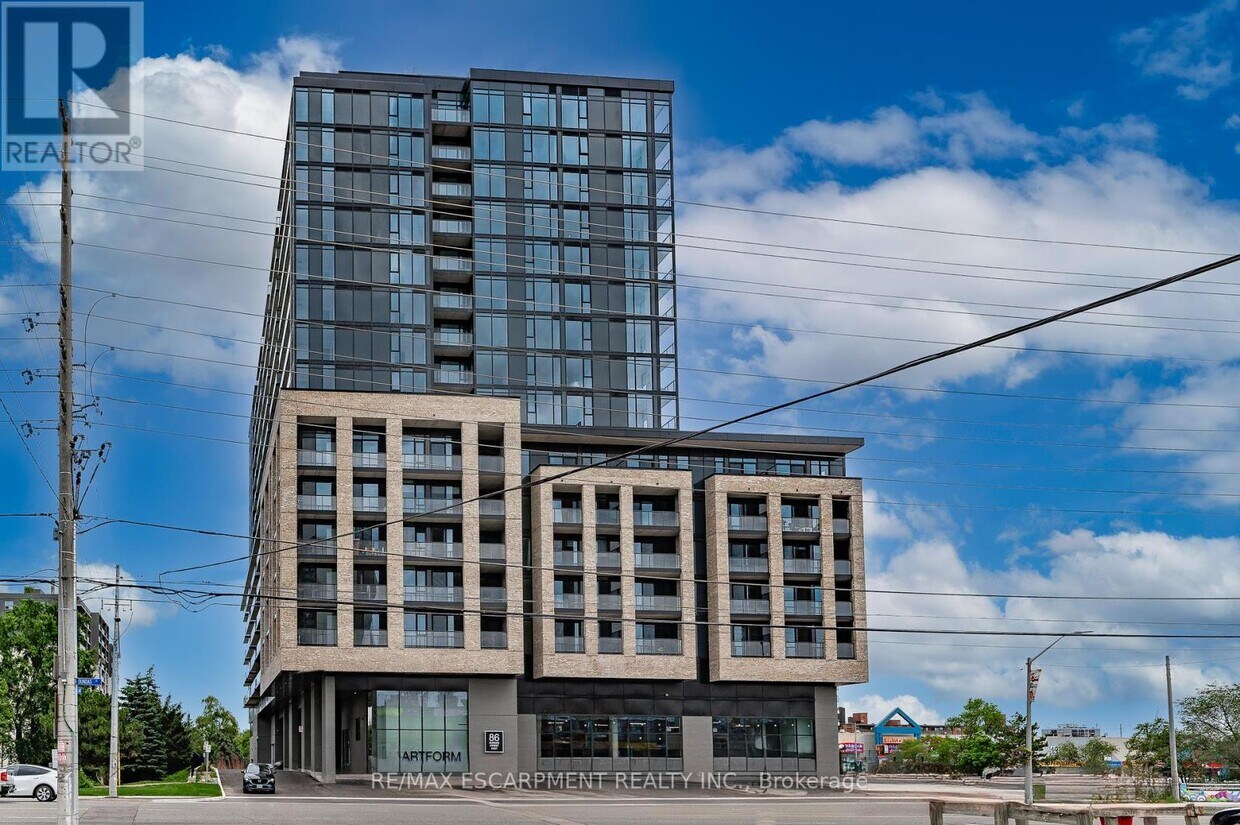 Primary Photo - 86-1086 Dundas St E