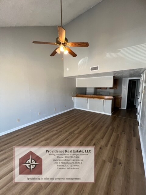 Foto del edificio - 401 Kennon Ln