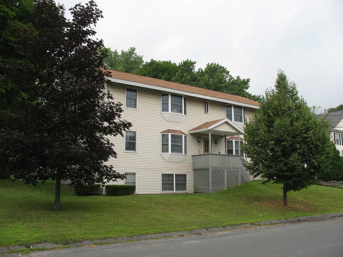 Primary Photo - 23 S John St
