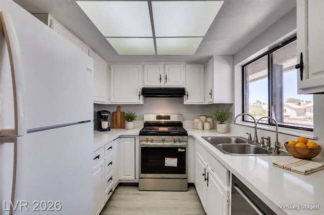 Foto del edificio - 2832 Aster Ct