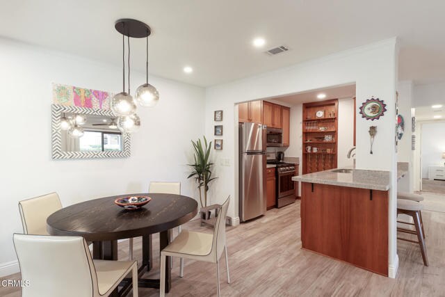 Foto del edificio - 2375 Martinique Ln