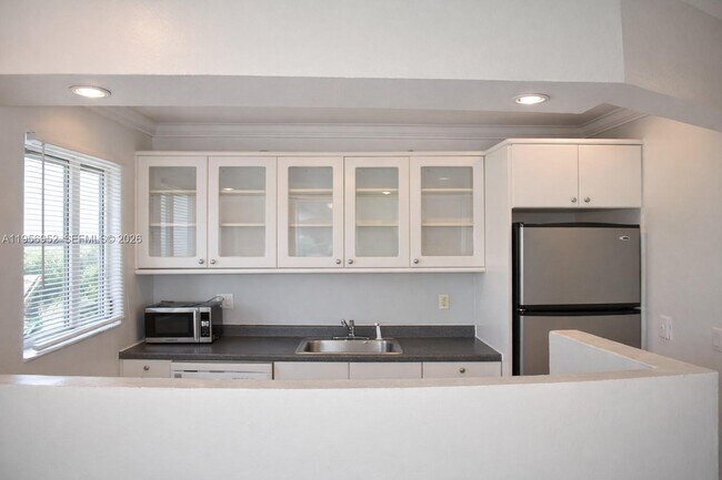 Foto del edificio - 1100 NE 9th Ave