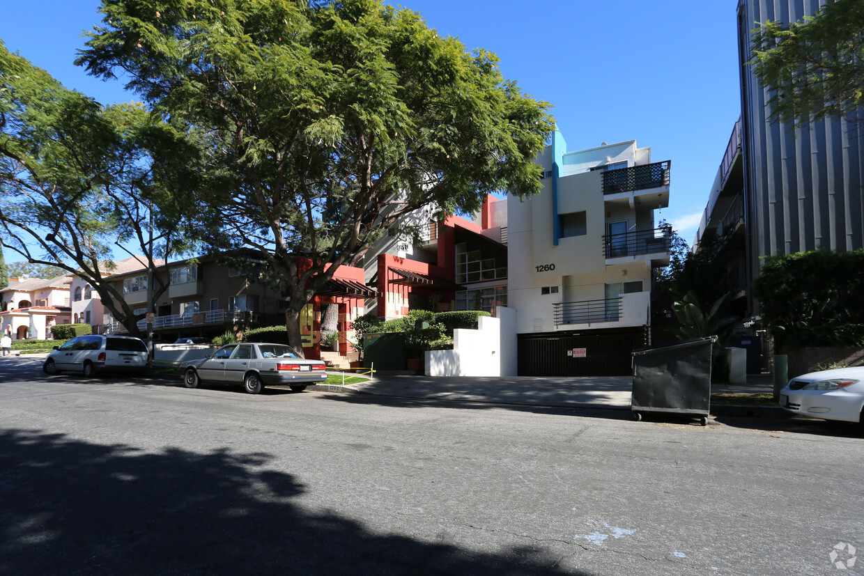 Building Photo - Harper Community Apartments