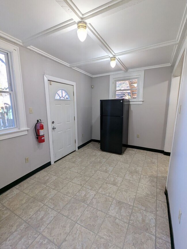Building Photo - map2344