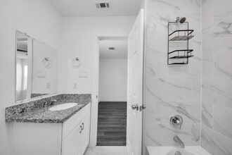 Building Photo - 8125 Laura Koppe Rd