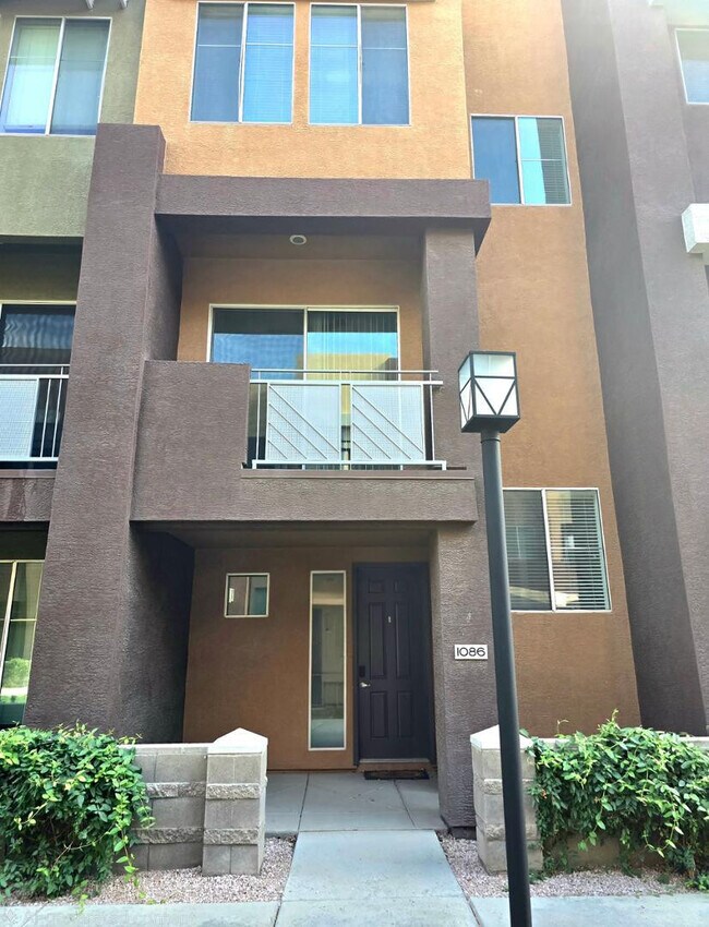 Foto del edificio - 6605 N 93RD Ave