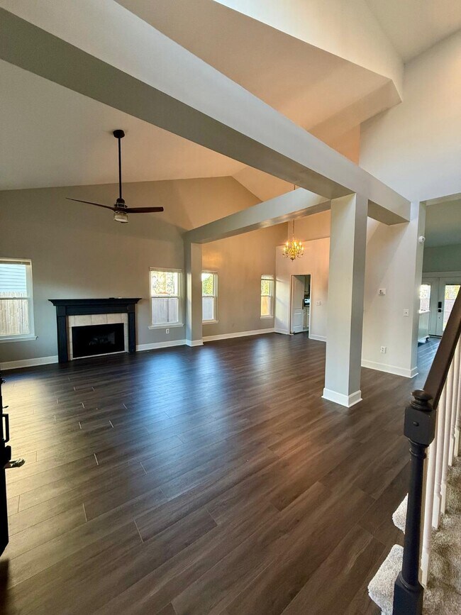 Foto del edificio - 800 Palomino Ln