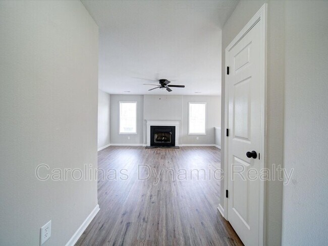 Foto del edificio - 3702 Cardinal Bluff Ln