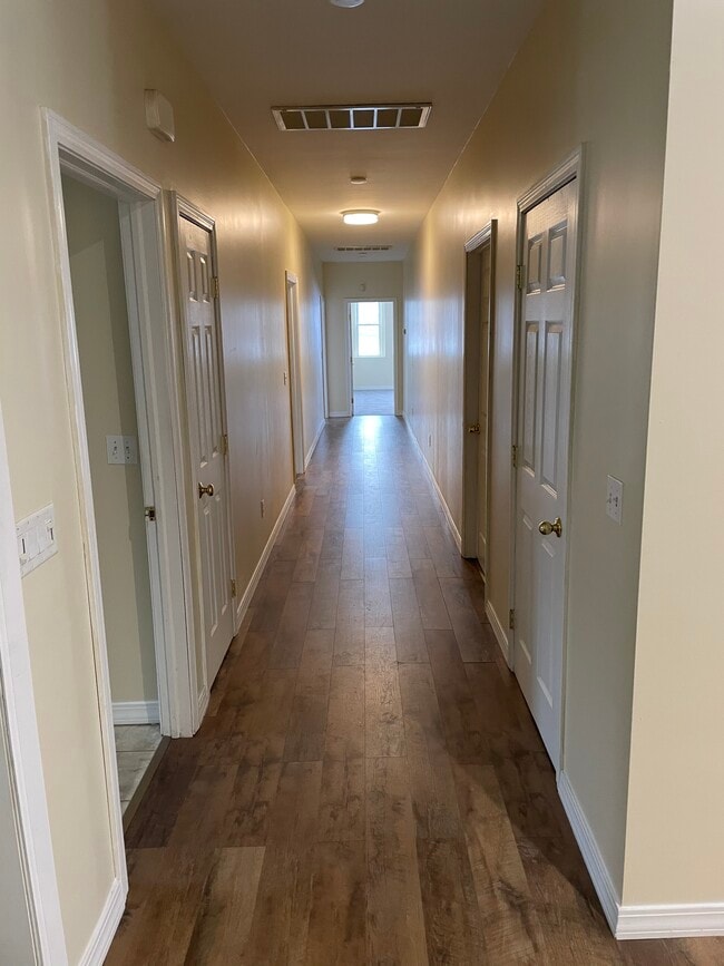 Hallway - 71 Pratt St