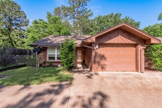 Building Photo - 2904 Old Houston Rd