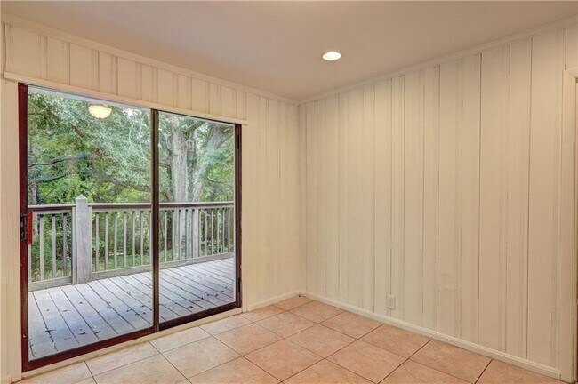 Foto del edificio - 2739 Hickory Flat Hwy