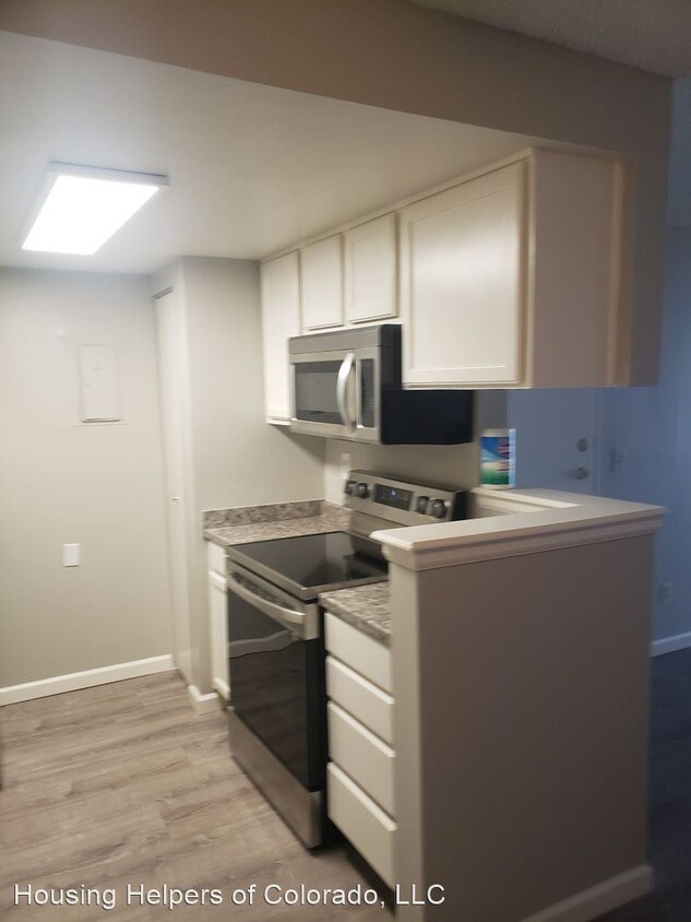 Foto principal - 1 br, 1 bath House - 14101 East Jewel Ave ...