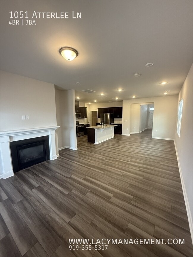 Building Photo - 1051 Atterlee Ln