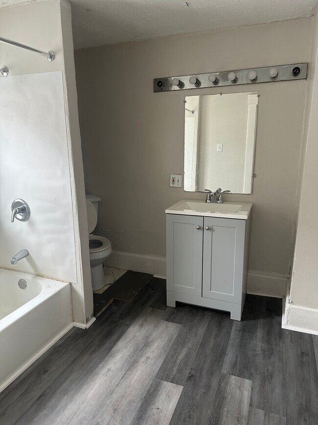 Foto del edificio - 3bd Single Family Akron Cash Pay