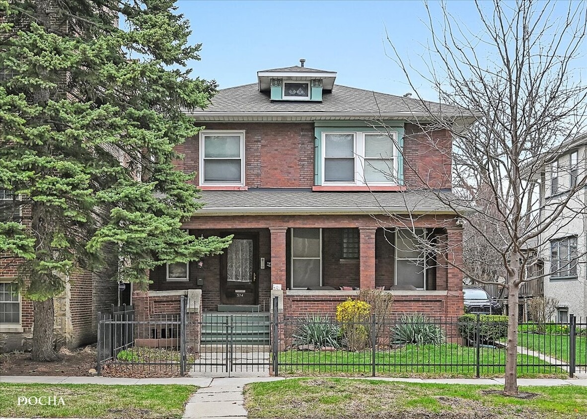Primary Photo - 524 Washington Blvd