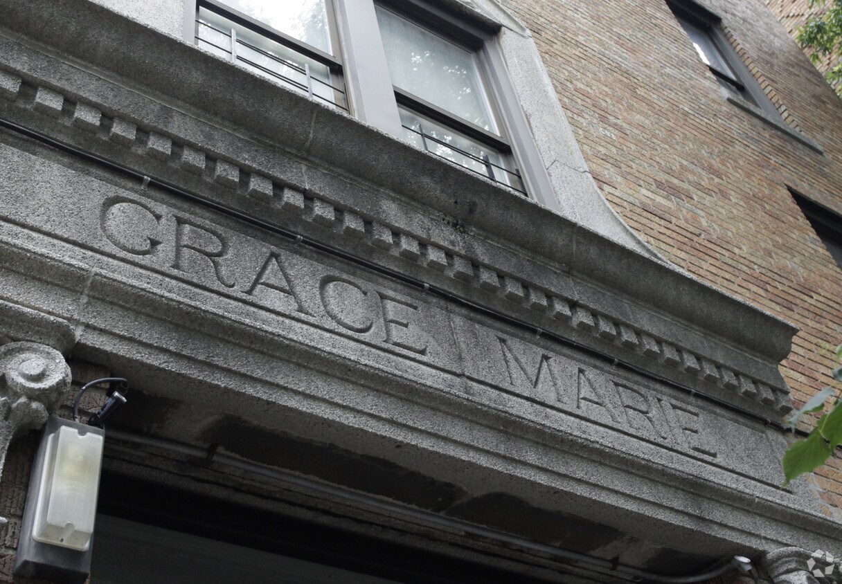 Encanto Marie/The Hemlock - Gracie Marie/The Hemlock