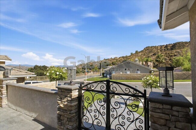 Foto del edificio - 28007 Cascade Rd