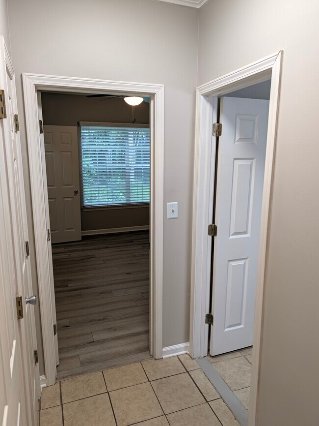 Foto del edificio - 5106 Walden Park Dr