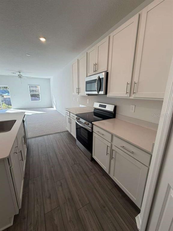 Foto del edificio - 5470 NW 22nd Dr