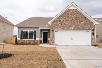 Building Photo - 117 Emma Grace Ln