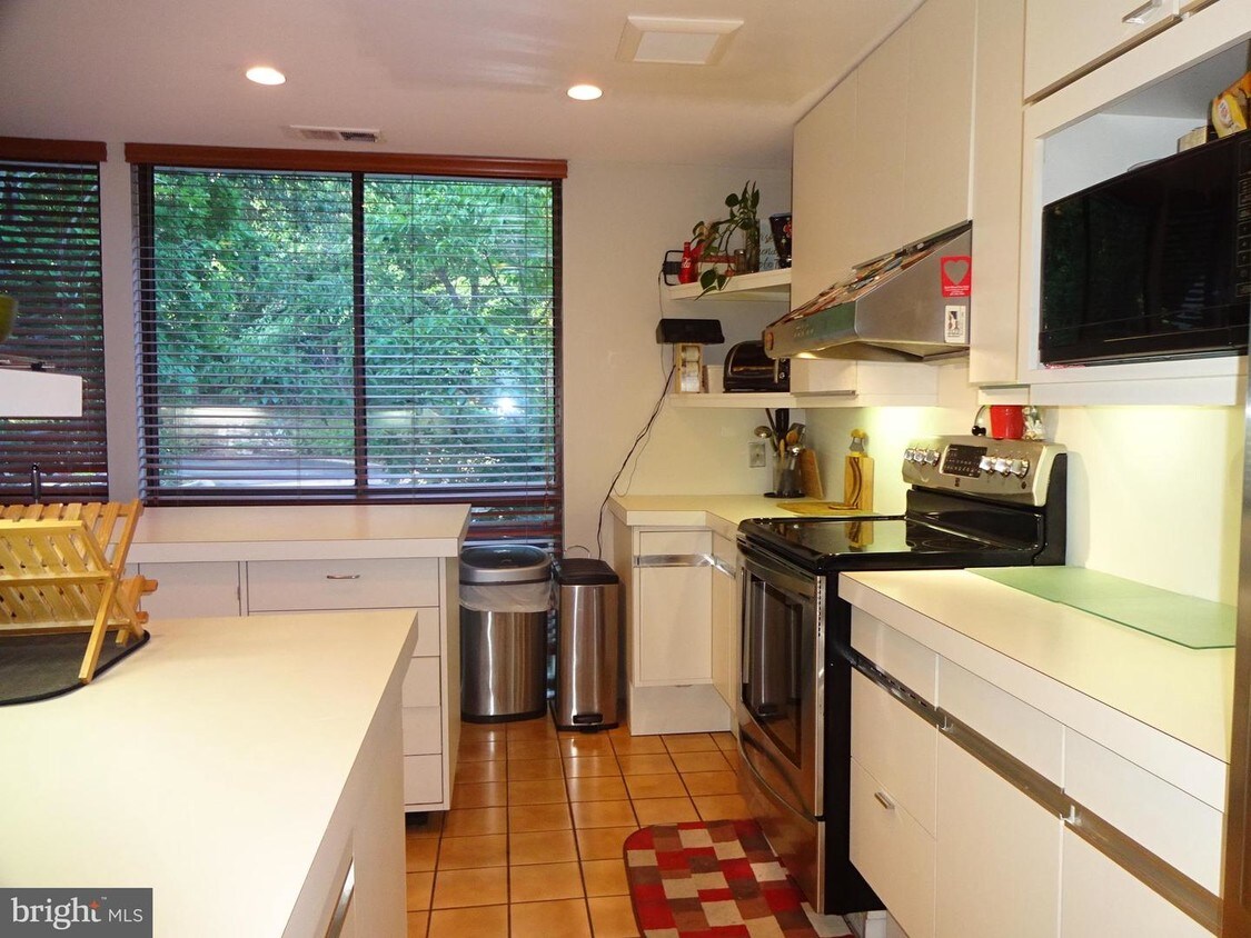 Foto principal - 2224 S Quincy St