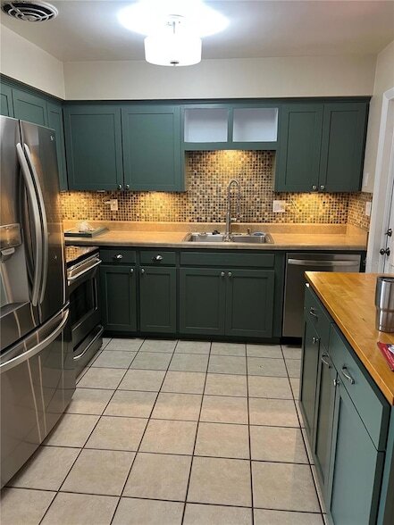 Foto del edificio - 2818 Salisbury Blvd