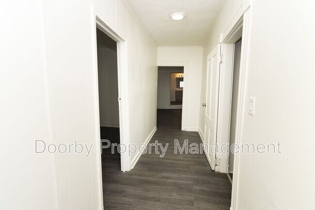 Foto del edificio - 4902 13th Ave