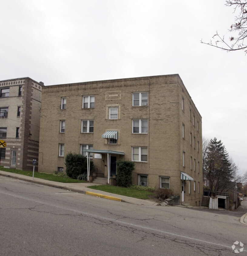 Foto del edificio - 1625 Potomac Ave