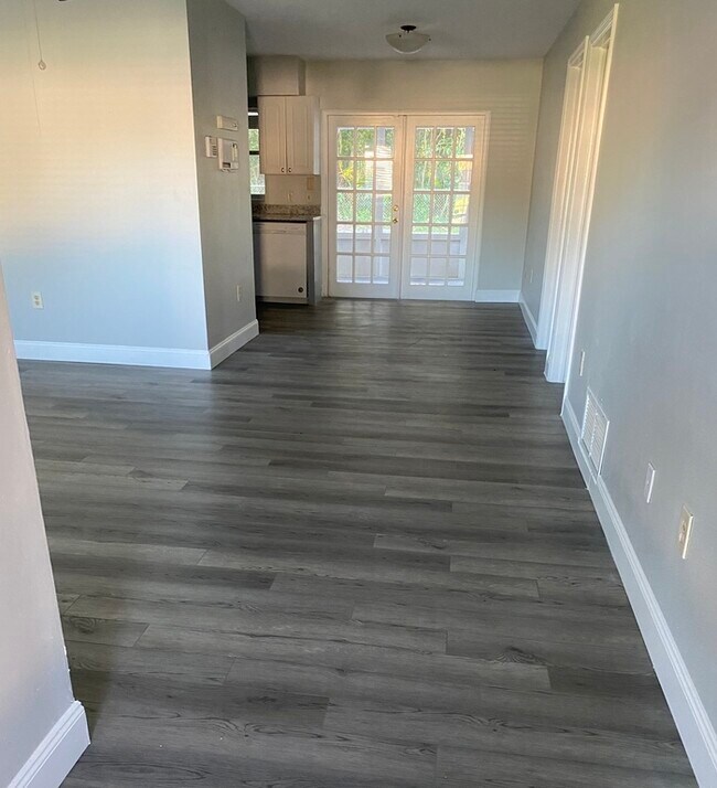Building Photo - 609 PRINCETON ST BRANDON FL