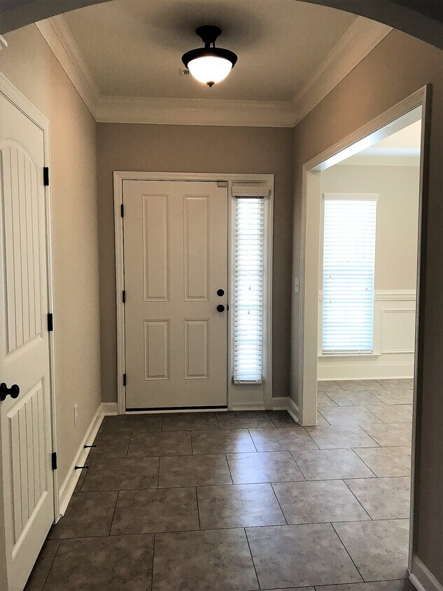 Building Photo - 5145 Copse Dr